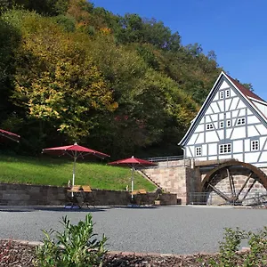 Ferienpark Baumhaushotel Seemuhle, Gräfendorf