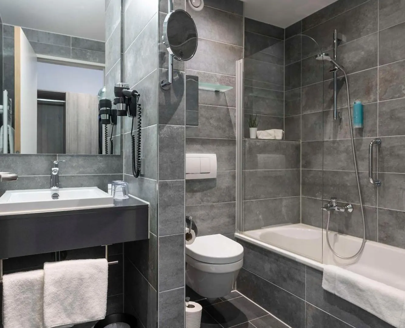 Best Western Hotel Am Europaplatz Königsbrunn
